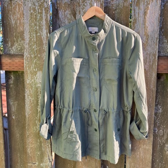 Modern Drawstring Utility Jacket - Picture 6 of 16